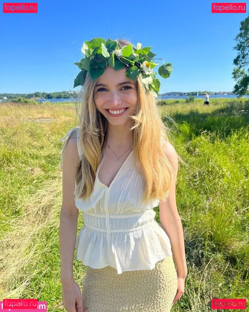 Anna Cramling Onlyfans Photo Gallery 