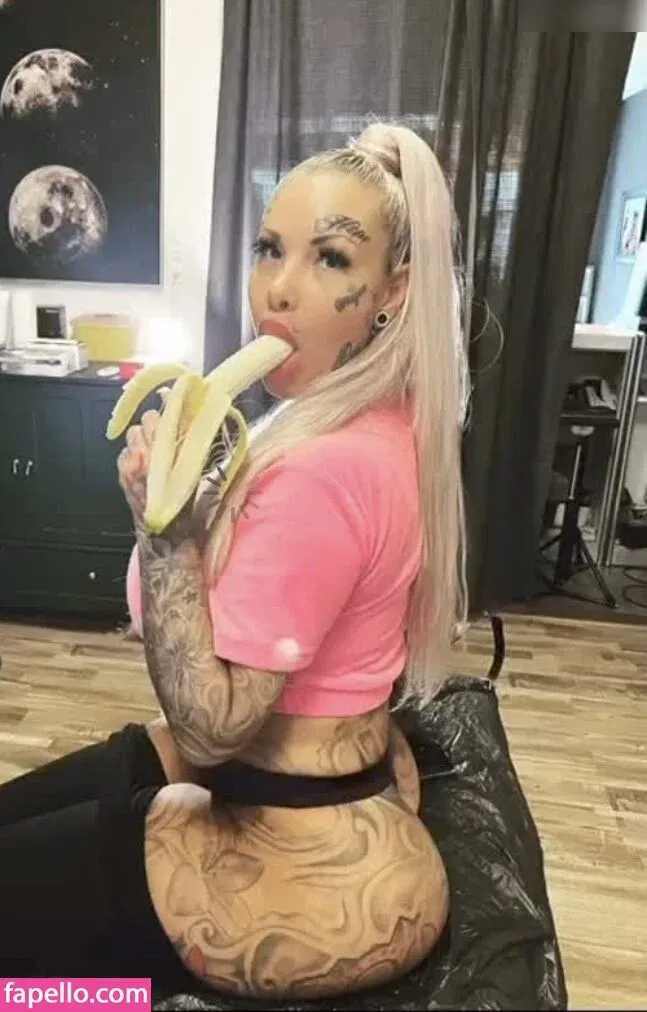 Laura Pink Onlyfans Photo Gallery 