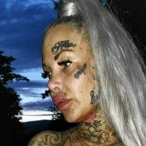 Laura Pink Onlyfans Photo Gallery 