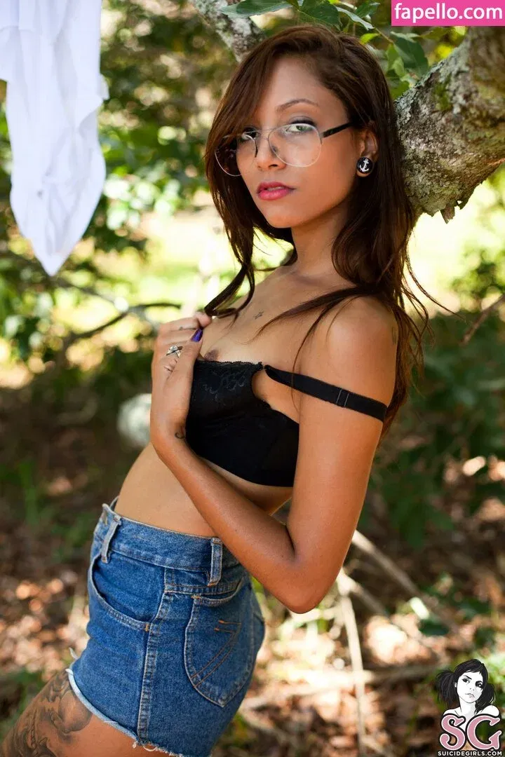 Zad SG Onlyfans Photo Gallery 