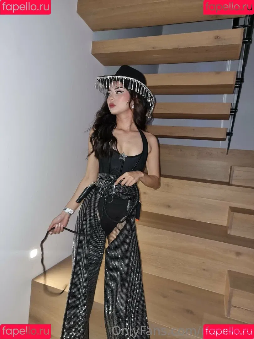 Mina Ash Onlyfans Photo Gallery 