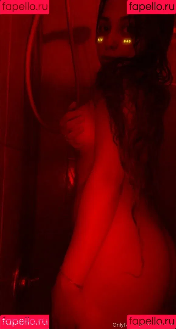 ittybittydee Onlyfans Photo Gallery 