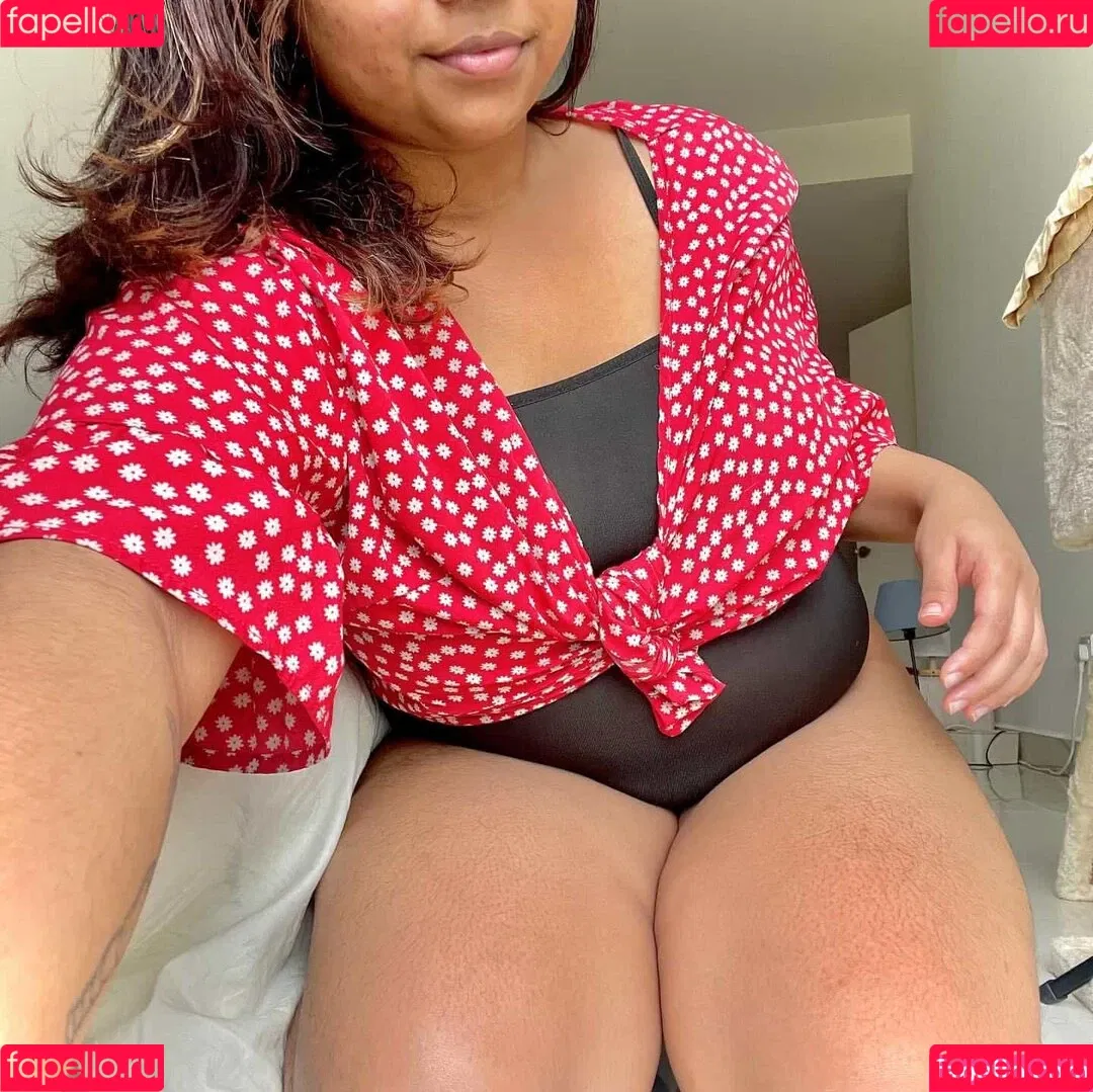 itsmezaraxx Onlyfans Photo Gallery 