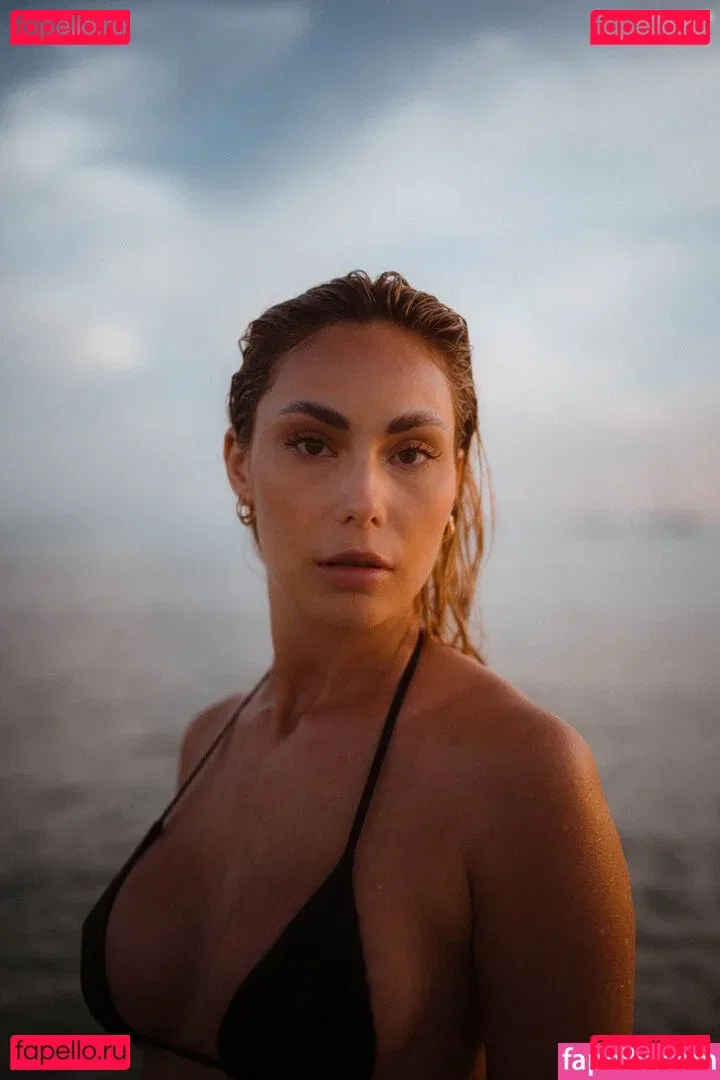 merzedesz Onlyfans Photo Gallery 