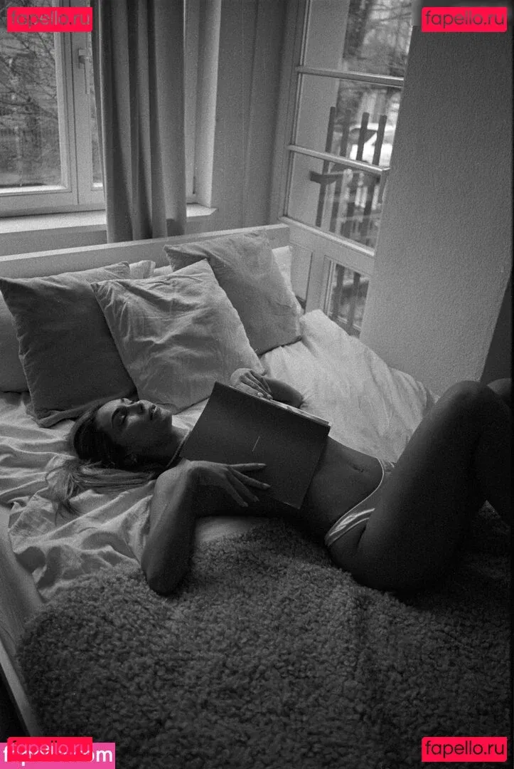 merzedesz Onlyfans Photo Gallery 