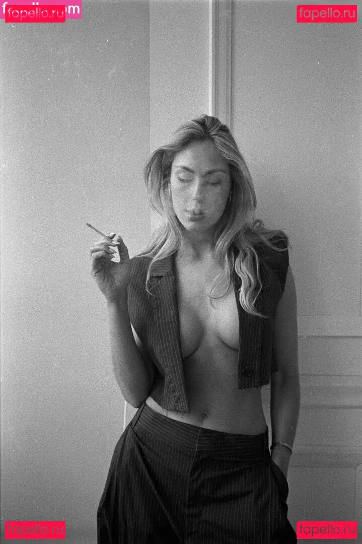 merzedesz Onlyfans Photo Gallery 