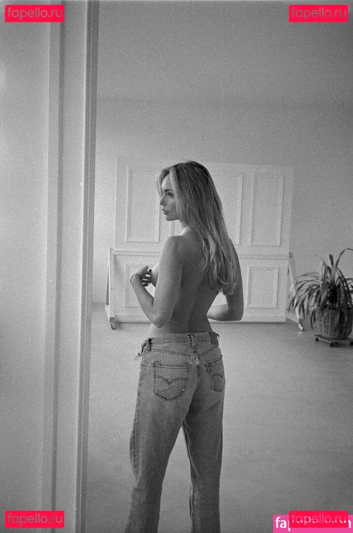 merzedesz Onlyfans Photo Gallery 