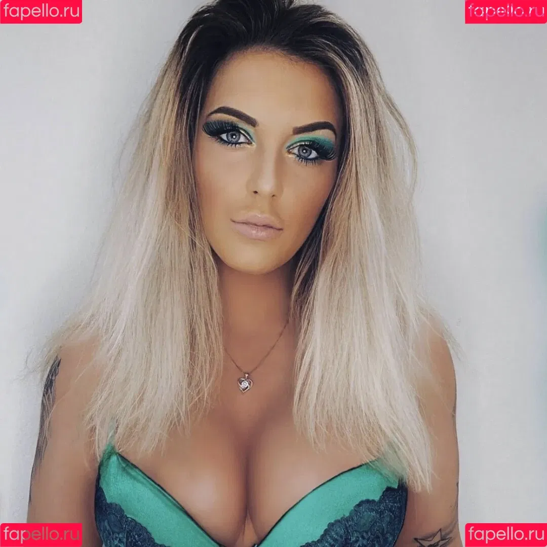x._maliyah_.x Onlyfans Photo Gallery 