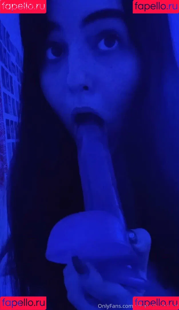 yourfavbustybrat Onlyfans Photo Gallery 