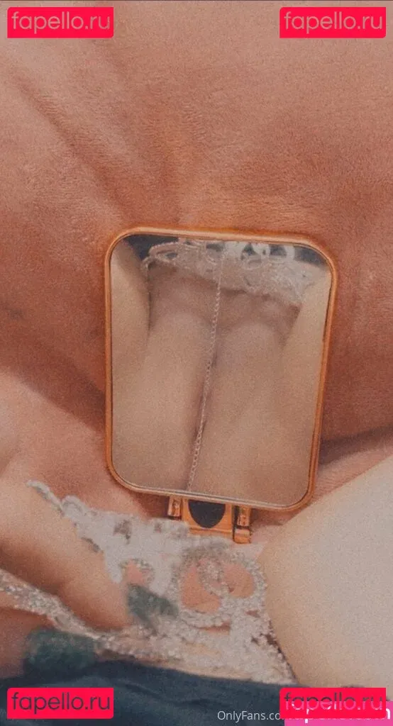 yourfavbustybrat Onlyfans Photo Gallery 