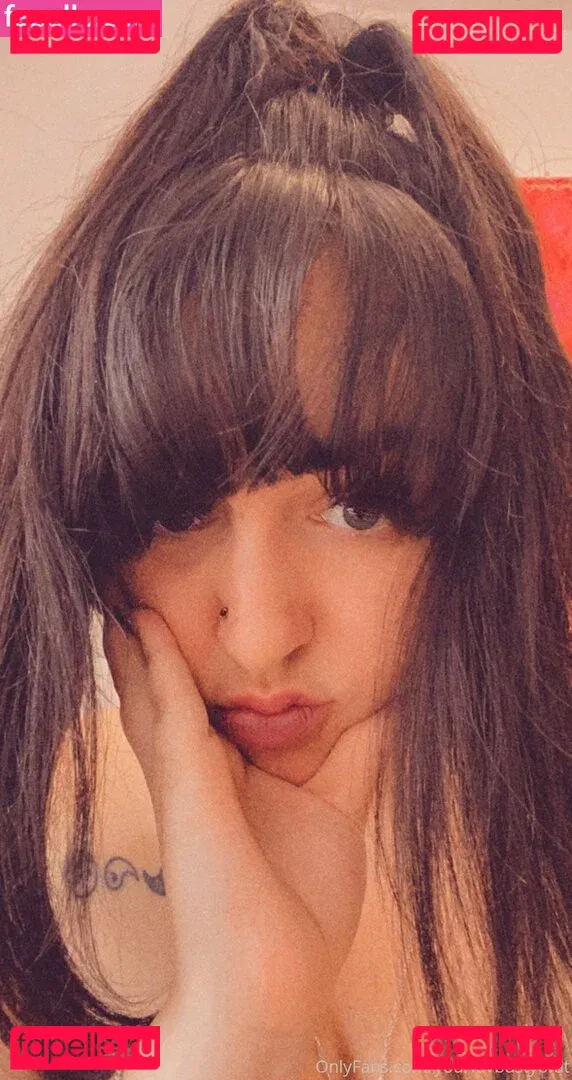 yourfavbustybrat Onlyfans Photo Gallery 