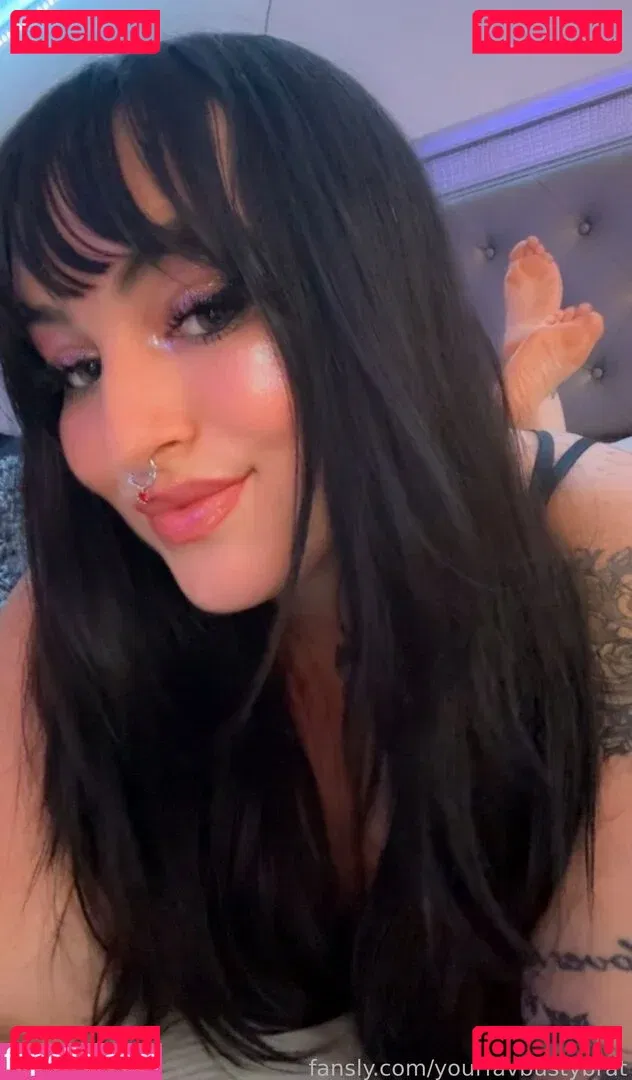 yourfavbustybrat Onlyfans Photo Gallery 