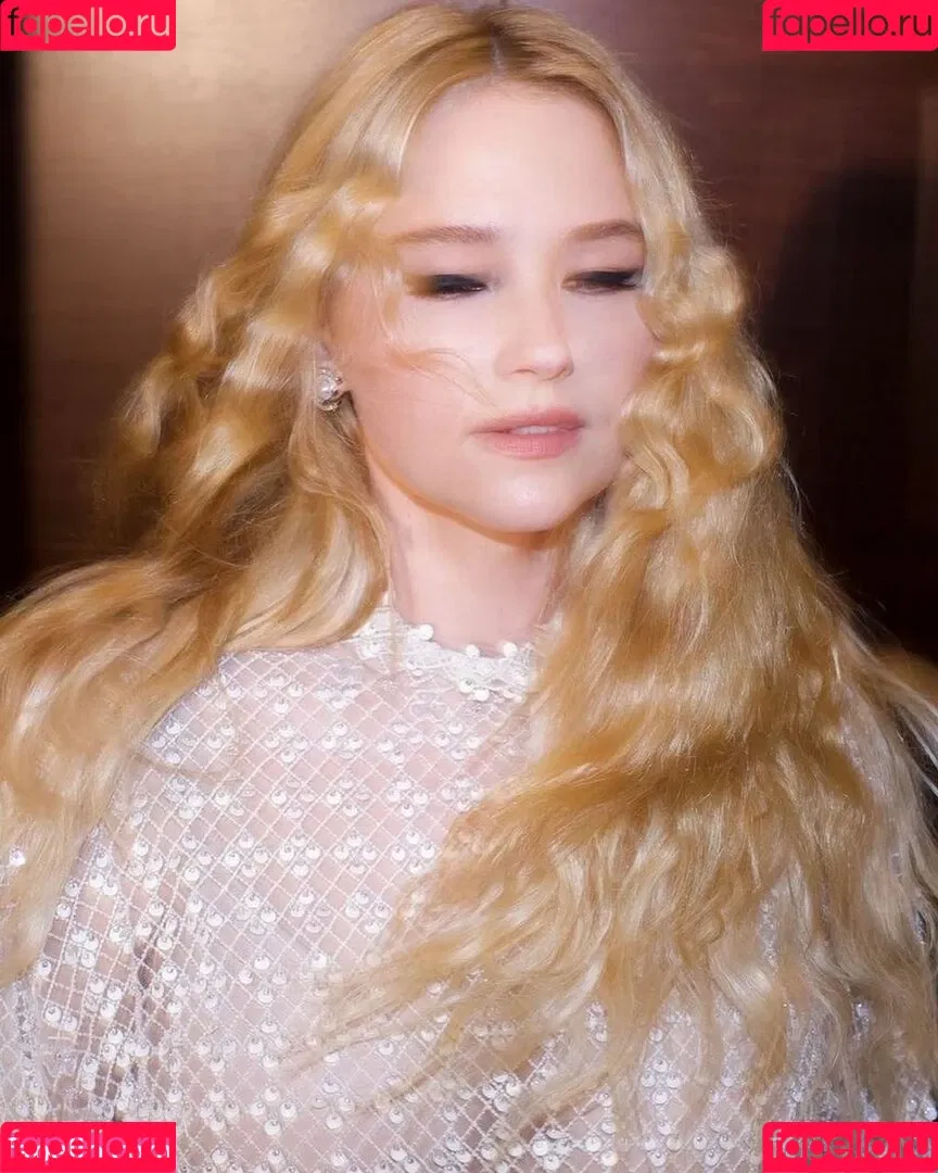 Haley Bennett Onlyfans Photo Gallery 
