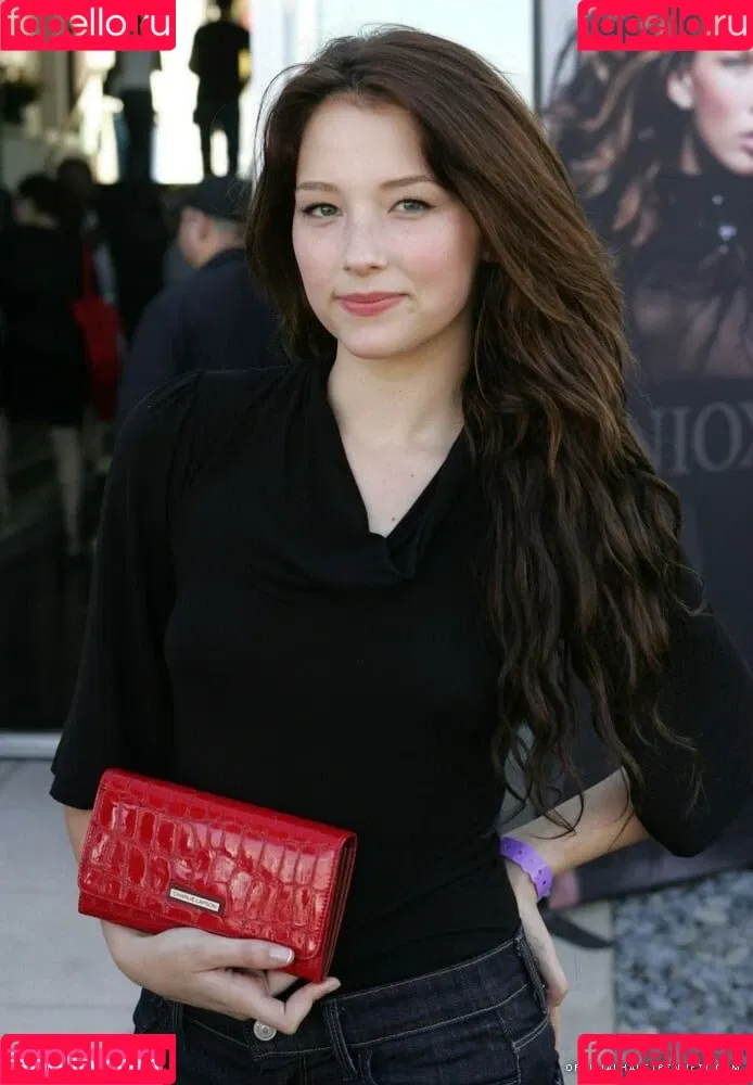 Haley Bennett Onlyfans Photo Gallery 