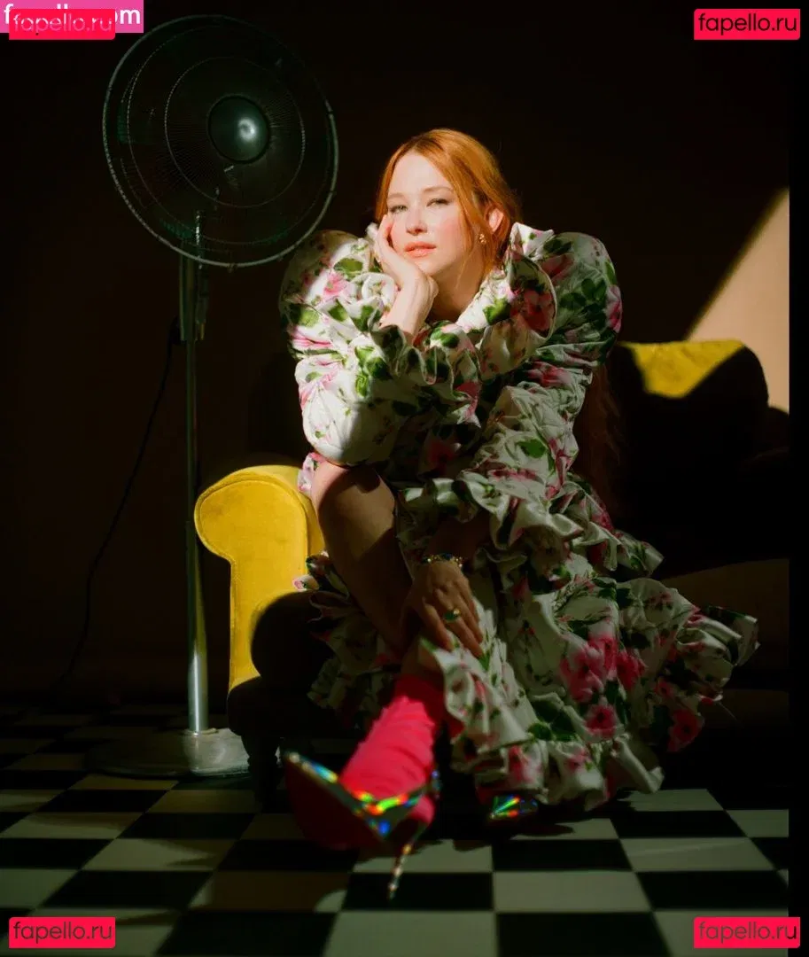 Haley Bennett Onlyfans Photo Gallery 