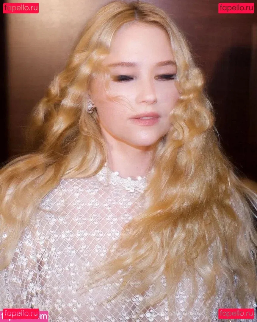 Haley Bennett Onlyfans Photo Gallery 