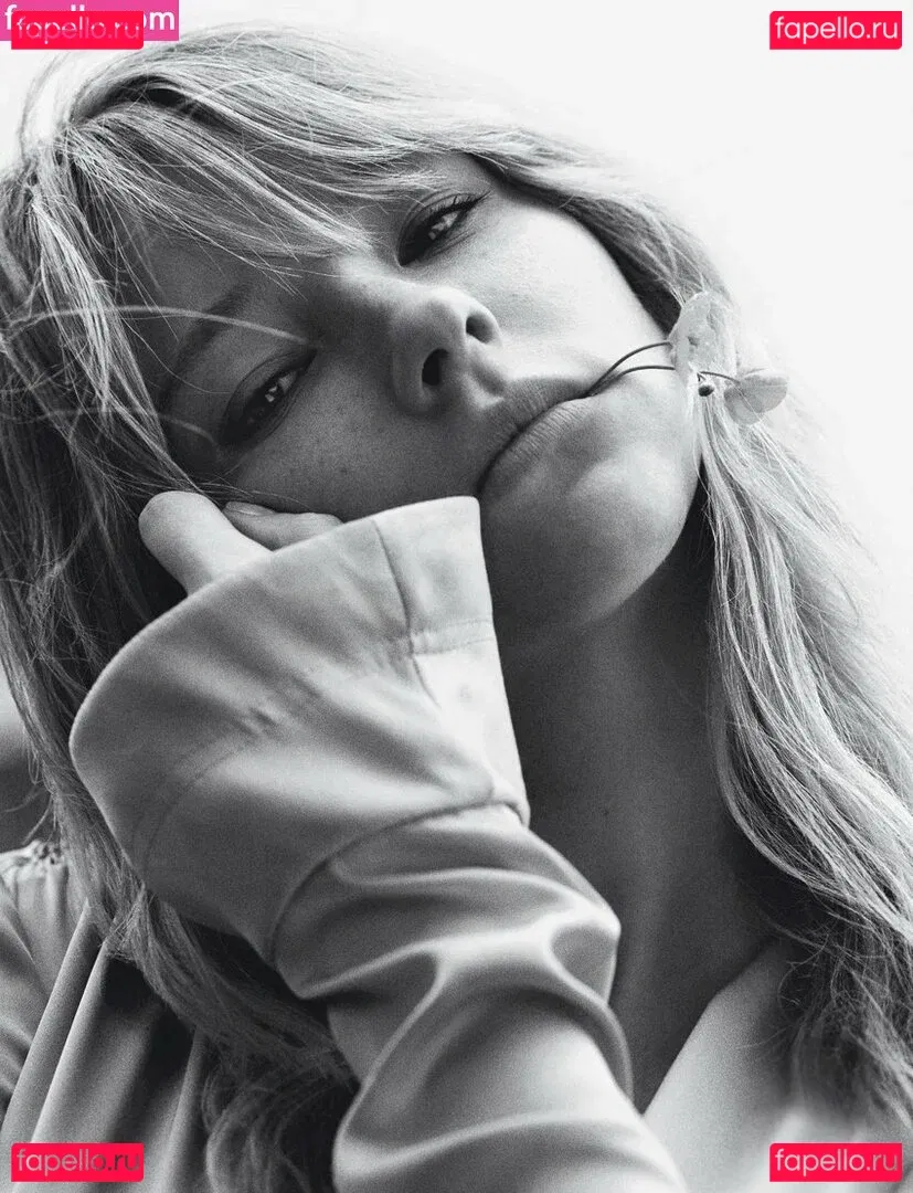 Haley Bennett Onlyfans Photo Gallery 