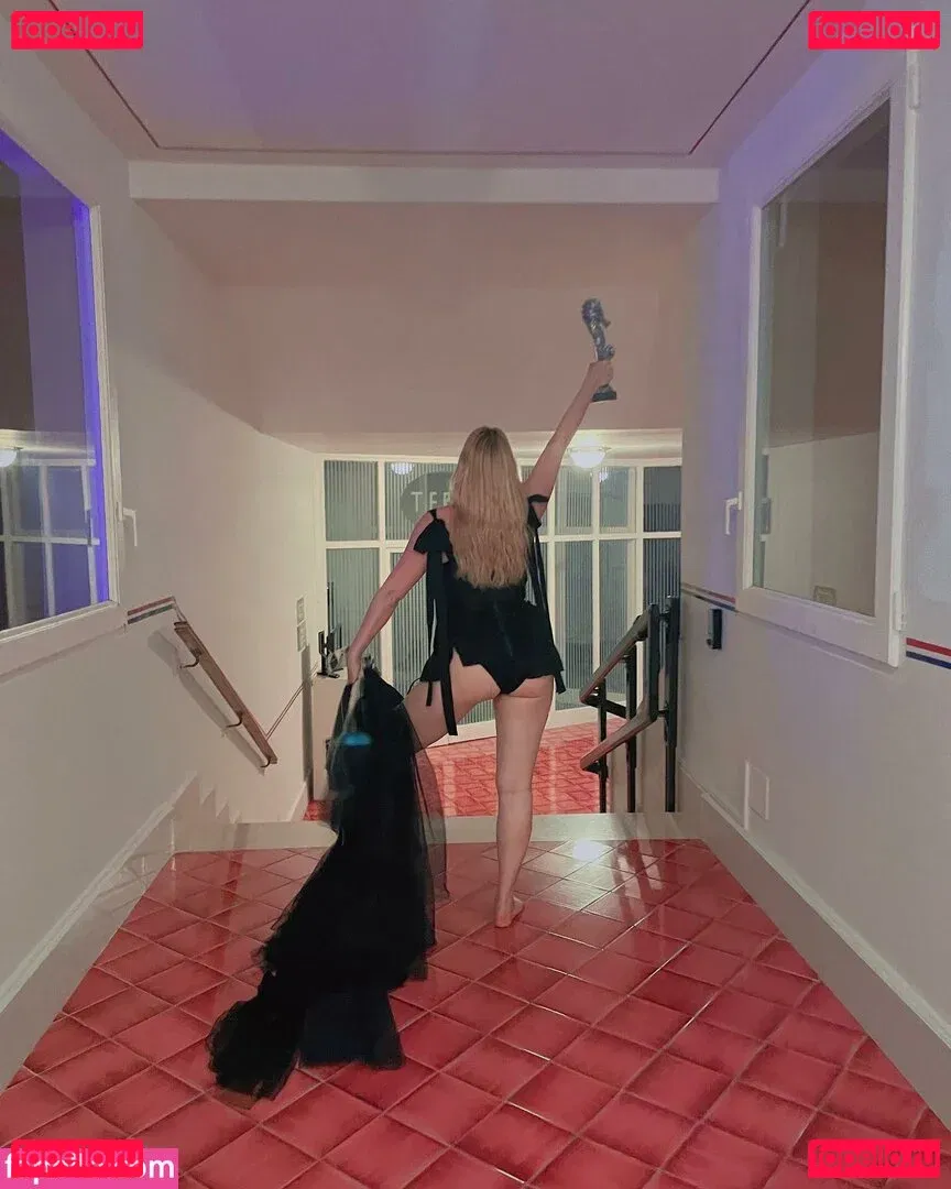 Haley Bennett Onlyfans Photo Gallery 