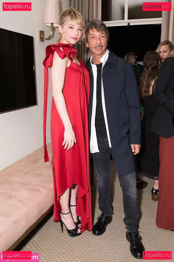 Haley Bennett Onlyfans Photo Gallery 