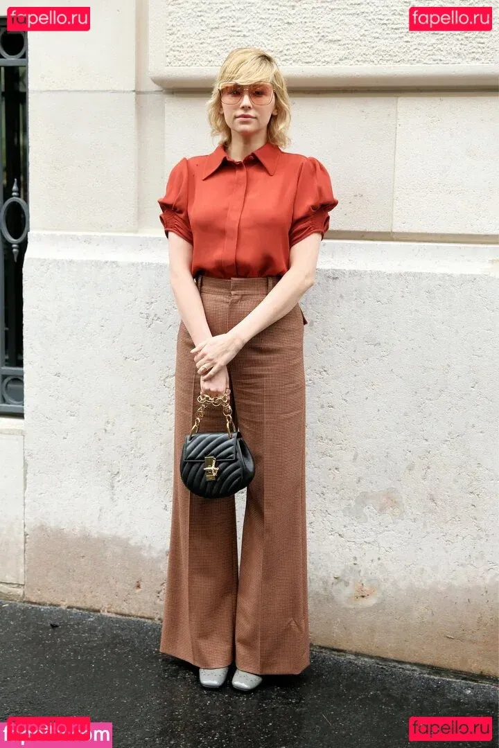 Haley Bennett Onlyfans Photo Gallery 