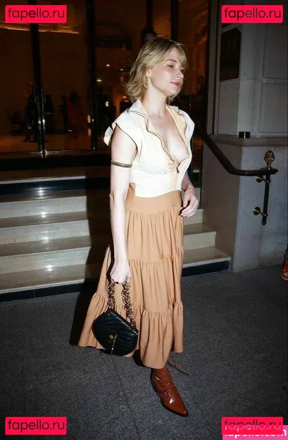 Haley Bennett Onlyfans Photo Gallery 