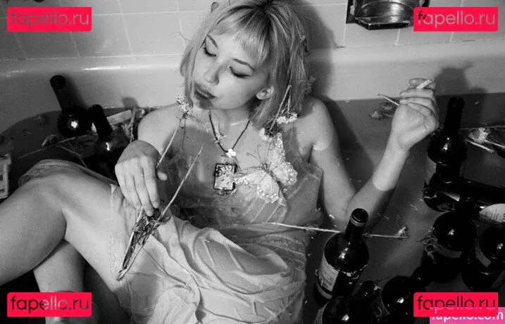 Haley Bennett Onlyfans Photo Gallery 