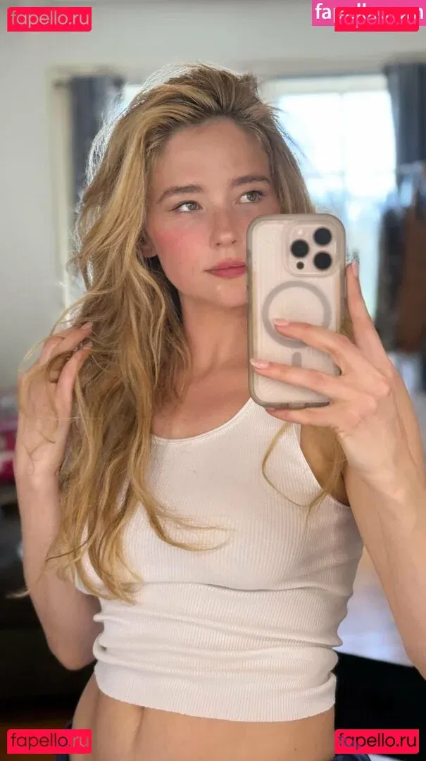 Haley Bennett Onlyfans Photo Gallery 