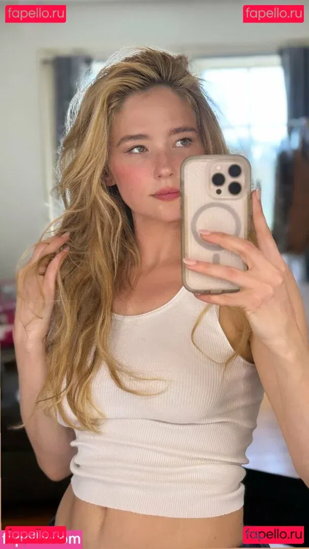 Haley Bennett Onlyfans Photo Gallery 