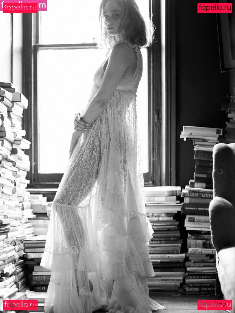 Haley Bennett Onlyfans Photo Gallery 