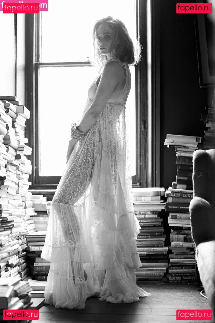 Haley Bennett Onlyfans Photo Gallery 