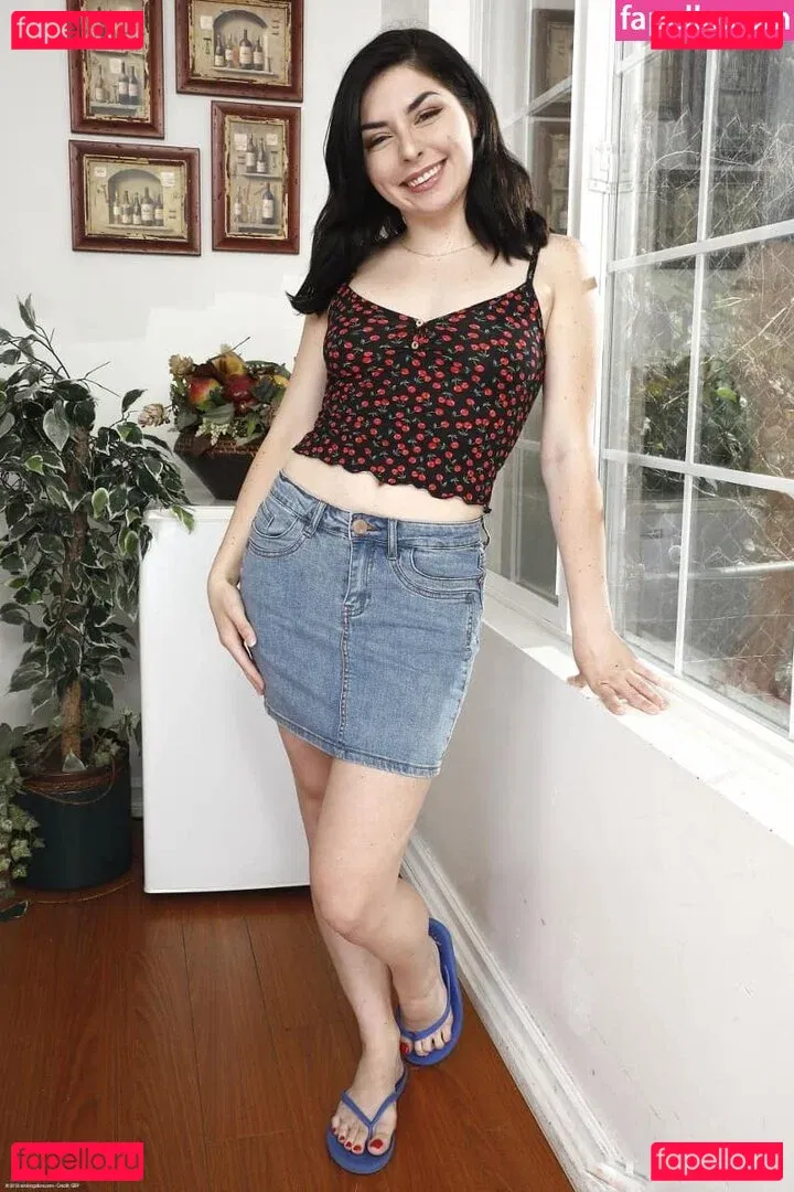 Keira Croft Onlyfans Photo Gallery 