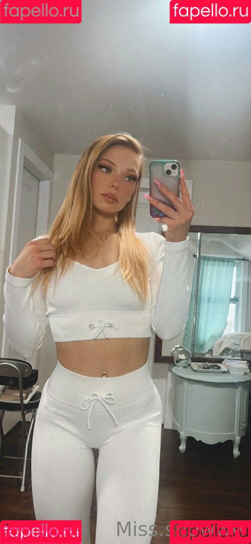 isnowyummy Onlyfans Photo Gallery 