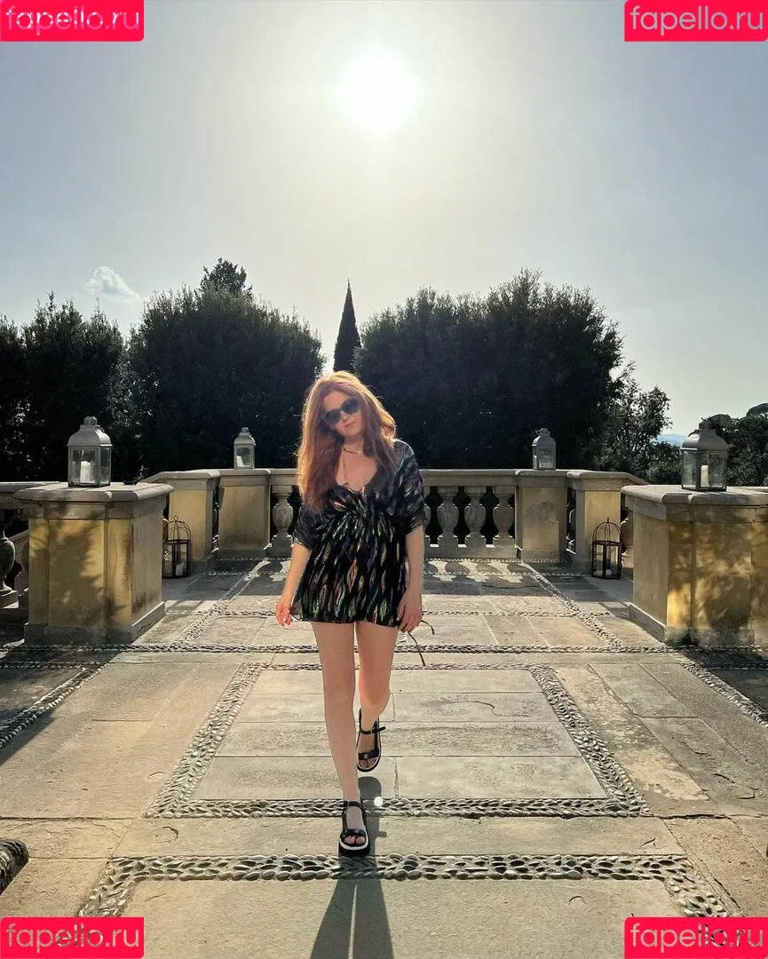 Isla Fisher Onlyfans Photo Gallery 