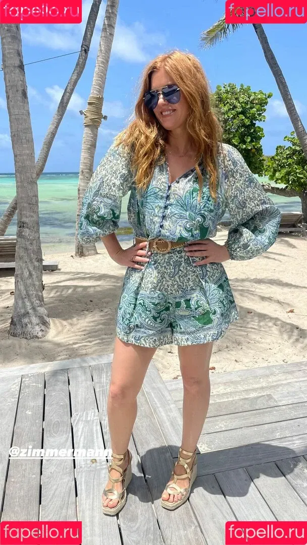 Isla Fisher Onlyfans Photo Gallery 