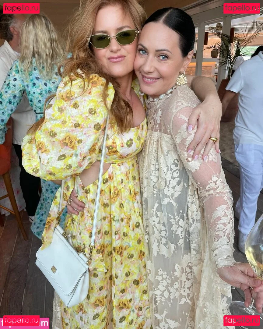 Isla Fisher Onlyfans Photo Gallery 