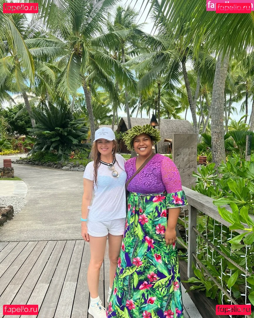 Isla Fisher Onlyfans Photo Gallery 