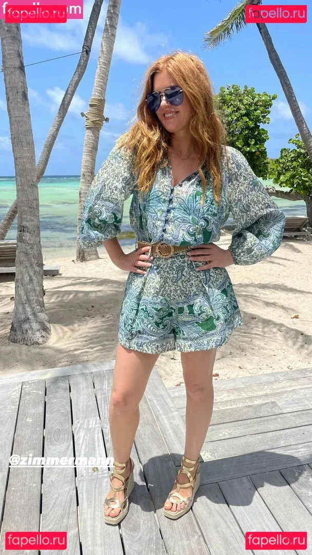Isla Fisher Onlyfans Photo Gallery 