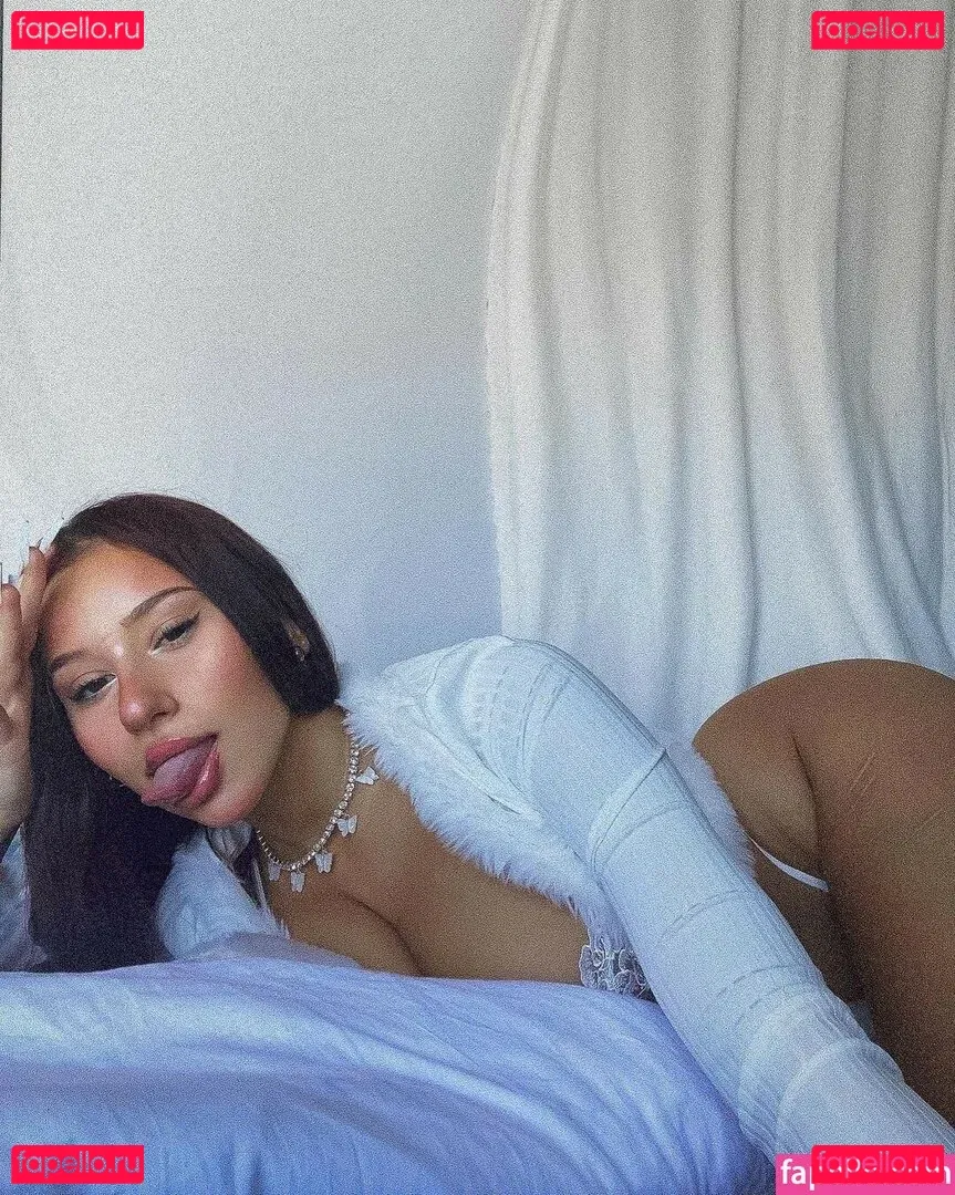 Hannahdenisee Onlyfans Photo Gallery 