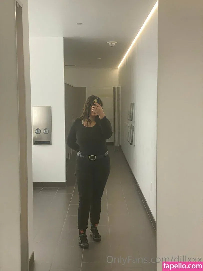 dillxxx Onlyfans Photo Gallery 