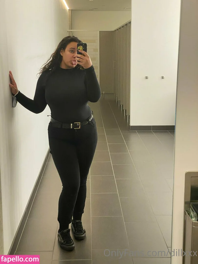 dillxxx Onlyfans Photo Gallery 