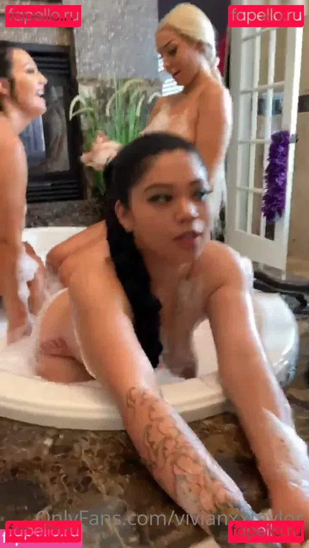 Vivian Taylor Onlyfans Photo Gallery 