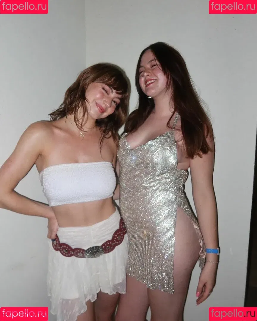 Lauren Donzis Onlyfans Photo Gallery 