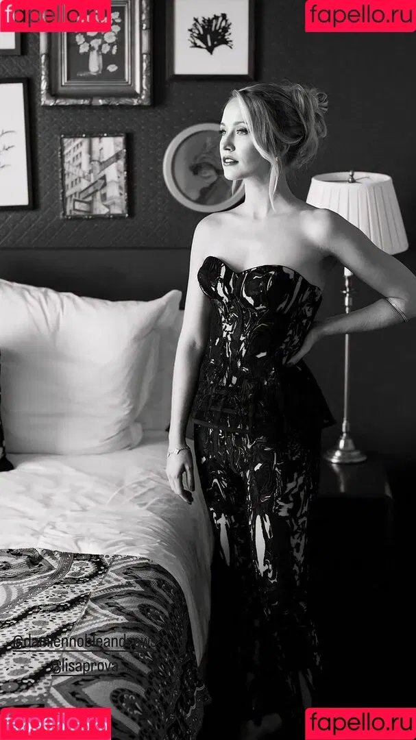 Anna Camp Onlyfans Photo Gallery 