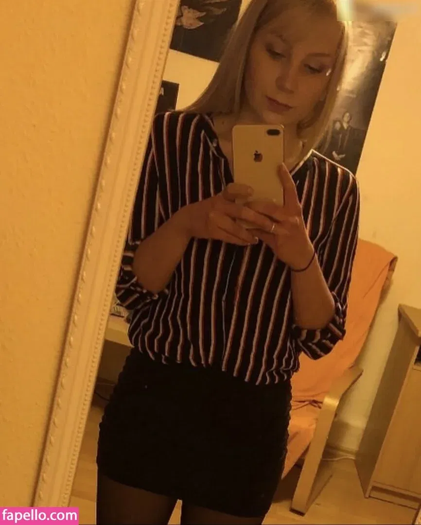 Lucy Cox Onlyfans Photo Gallery 