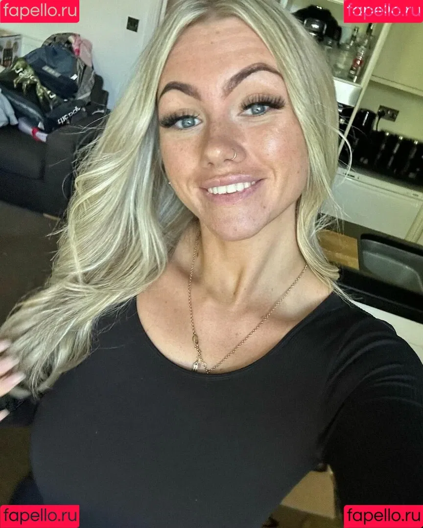 Abi Greasley Onlyfans Photo Gallery 