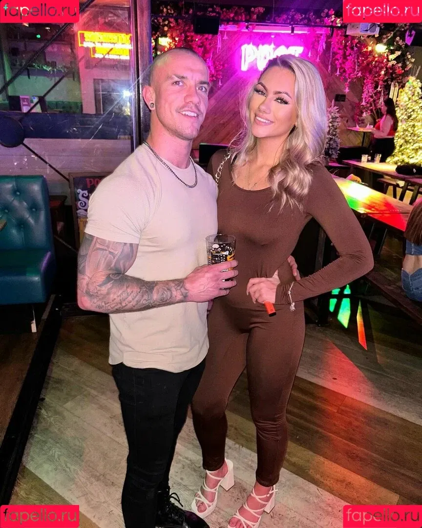 Abi Greasley Onlyfans Photo Gallery 