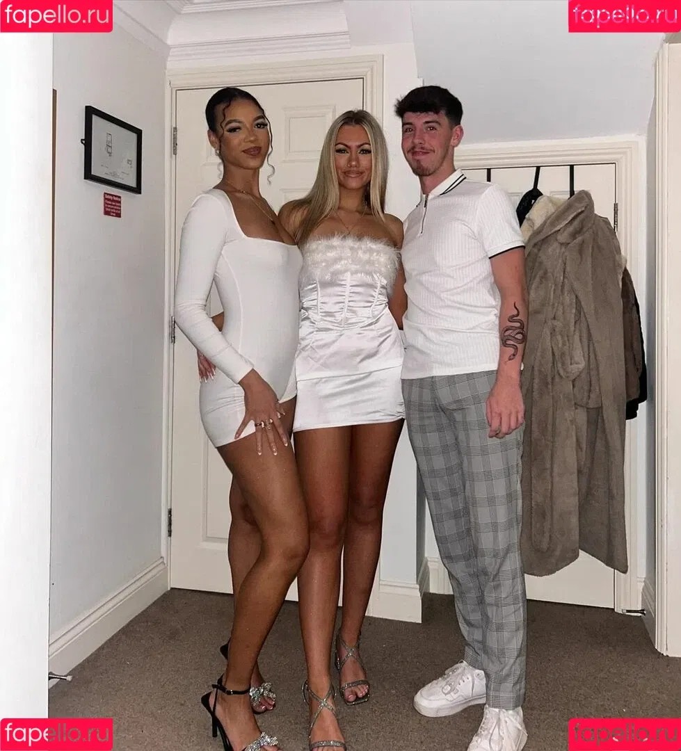 Abi Greasley Onlyfans Photo Gallery 