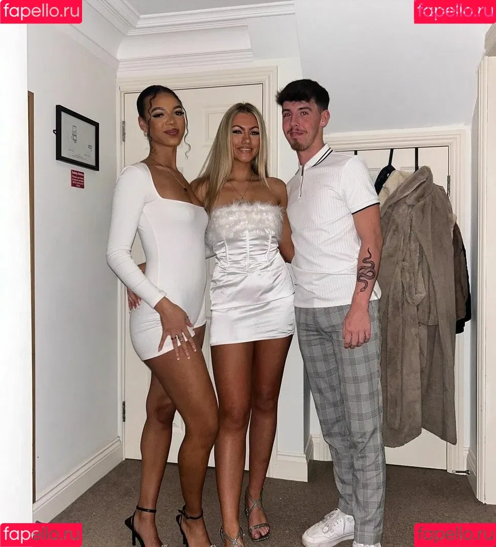 Abi Greasley Onlyfans Photo Gallery 