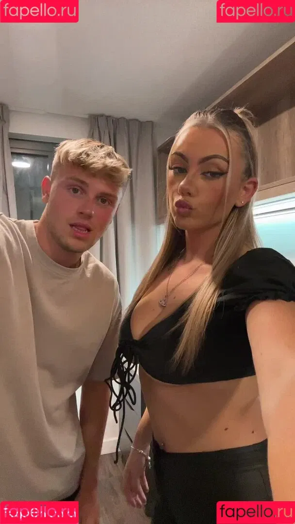 Abi Greasley Onlyfans Photo Gallery 