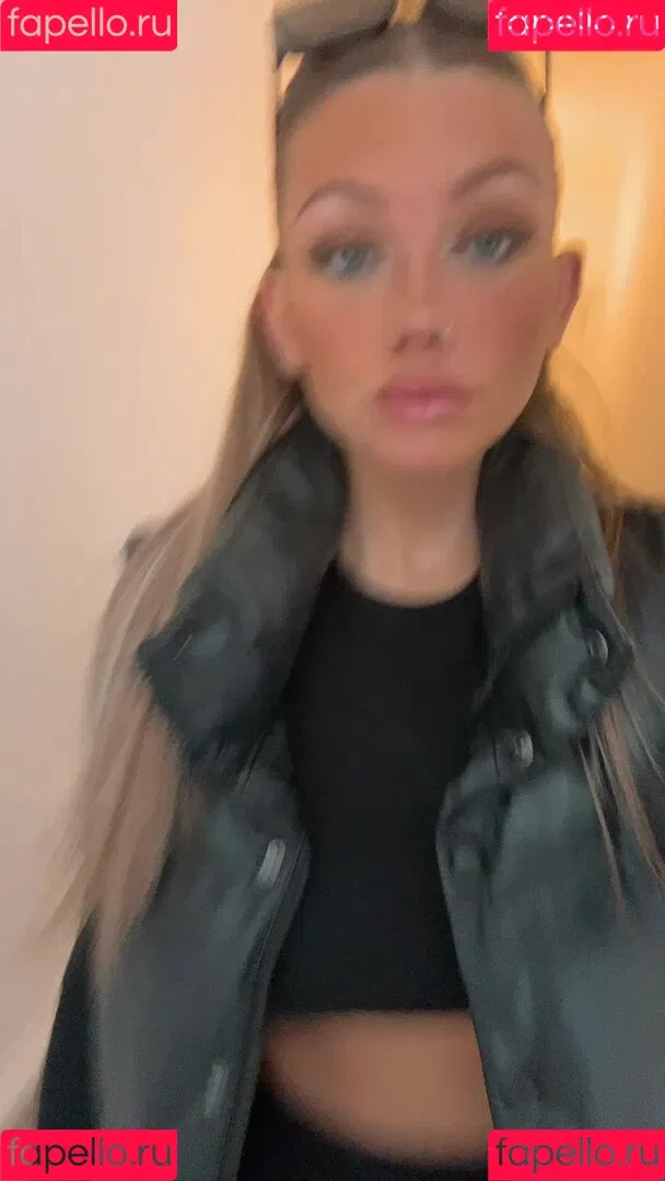 Abi Greasley Onlyfans Photo Gallery 